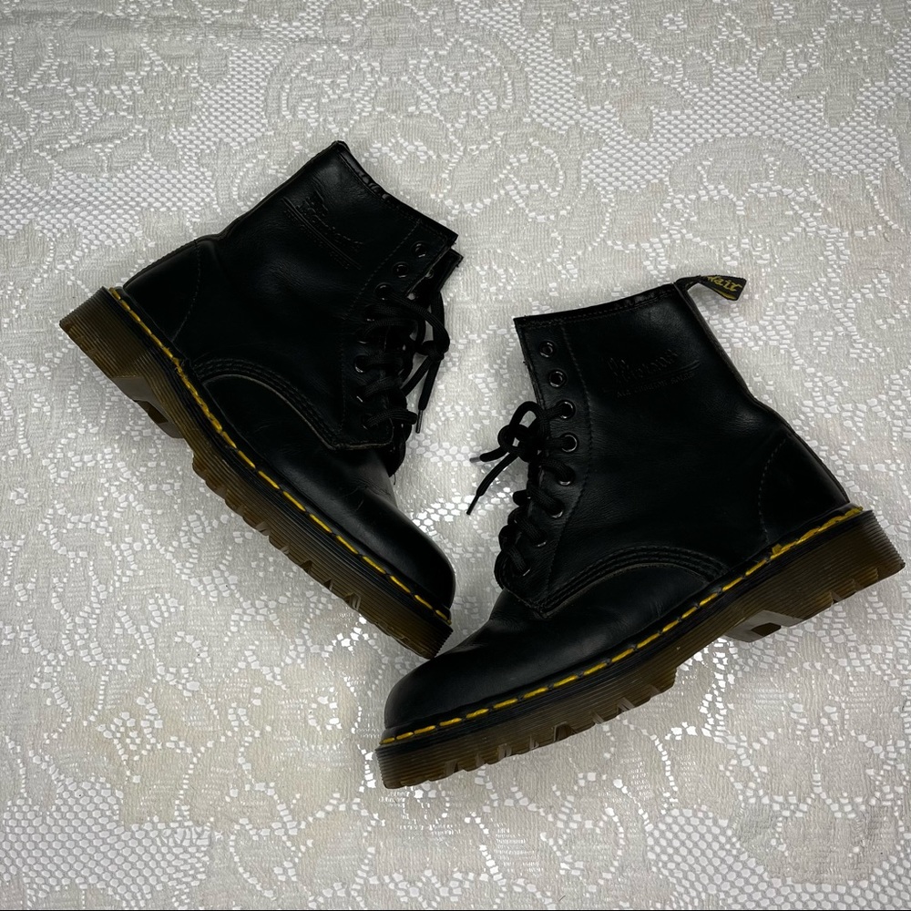 Dr. Martens made in England 1460 Size 7 Air Cushioned Soles Airware